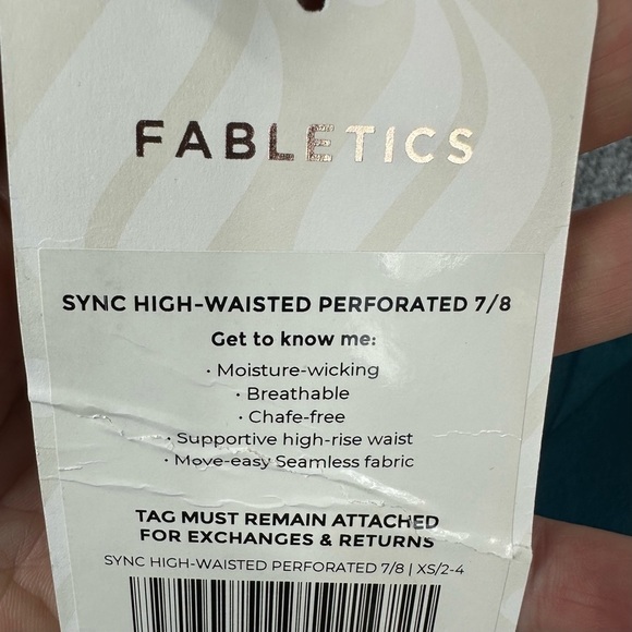 Fabletics Sync High-Waisted Perforated 7/8 Leggings NWT - Picture 16 of 17